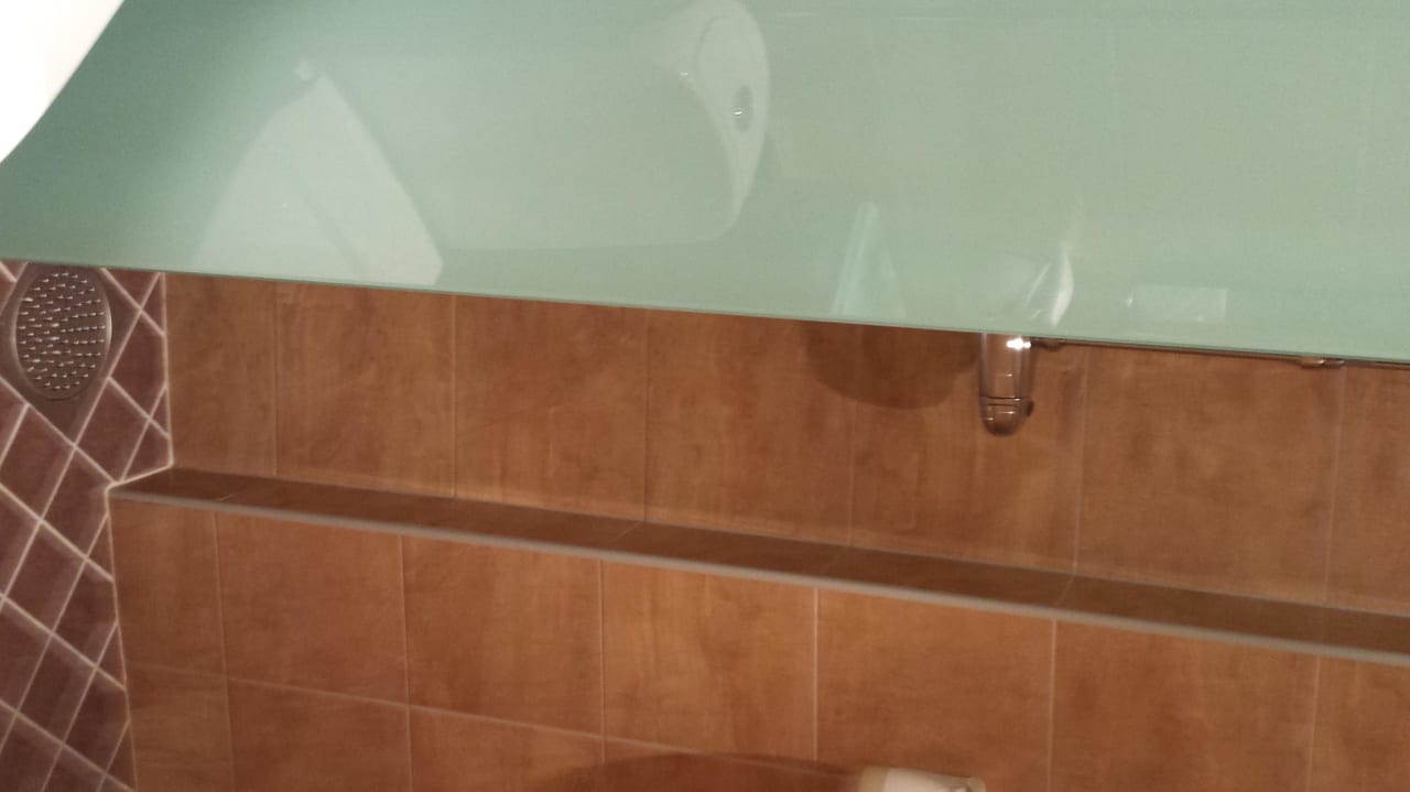 Beim Duschen: Vorsicht Überschwemmungsgefahr! Best Western Hotel Bentleys