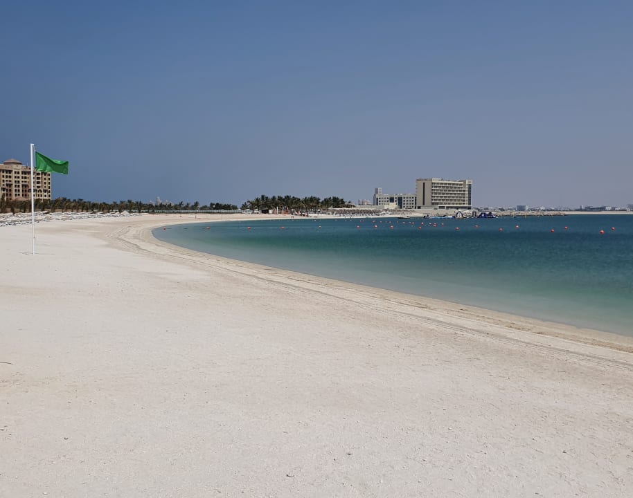 Strand Hampton by Hilton Marjan Island