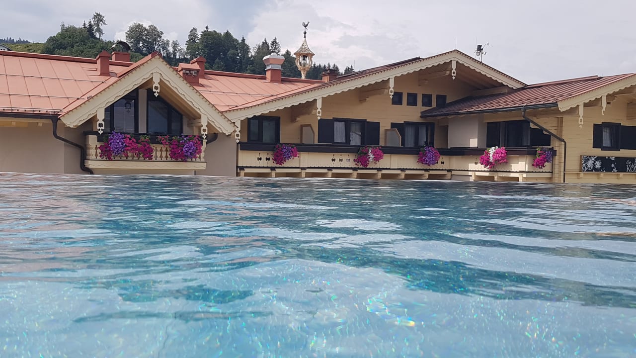 Pool die HOCHKÖNIGIN - Mountain Resort