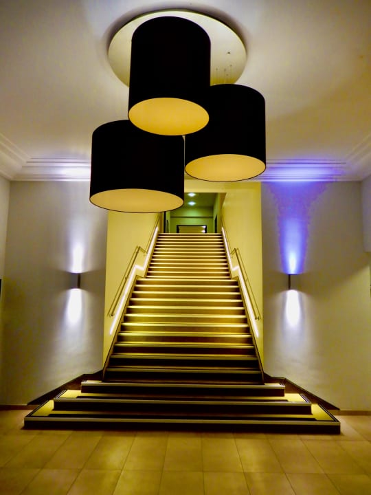 Lobby Courtyard by Marriott Bremen