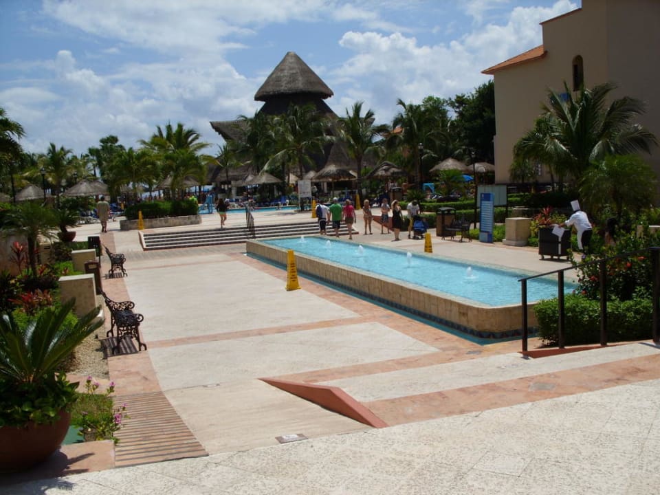 Hotelbereich Sandos Playacar Beach Resort