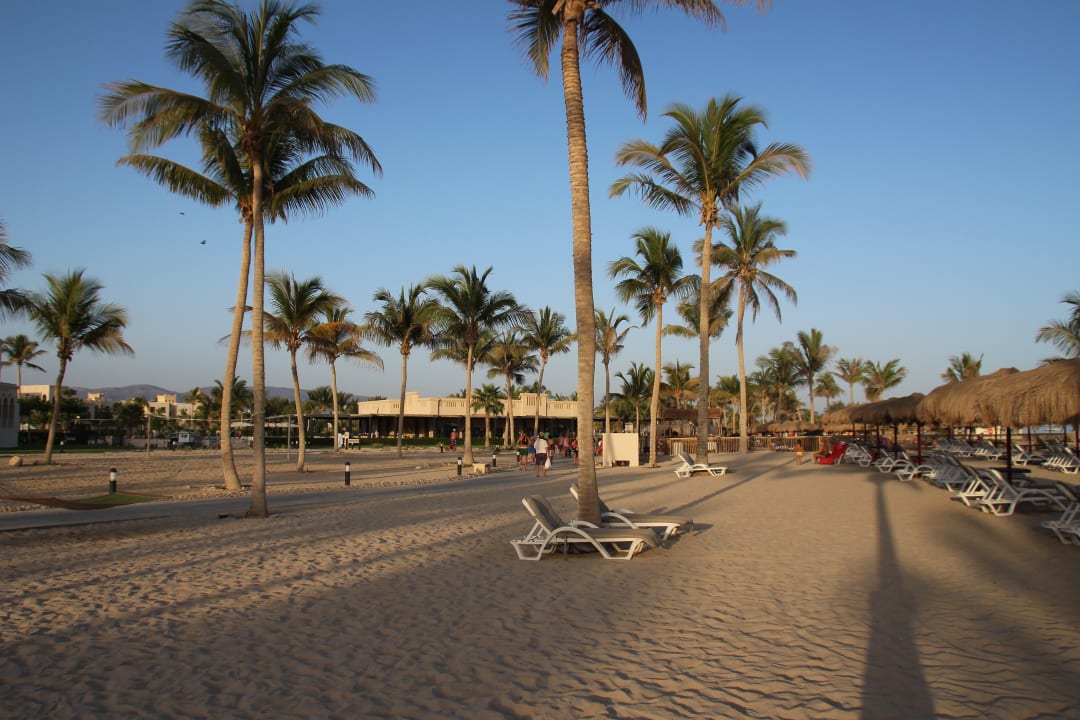 Strand Salalah Rotana Resort