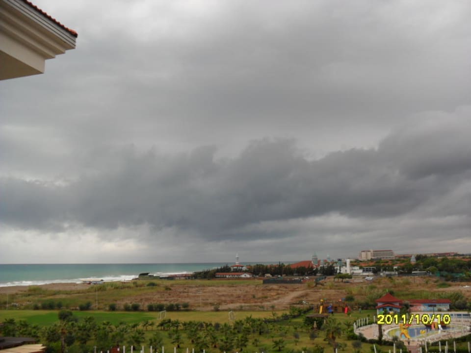 Regen Gewitter Seaden Sea World Resort & Spa
