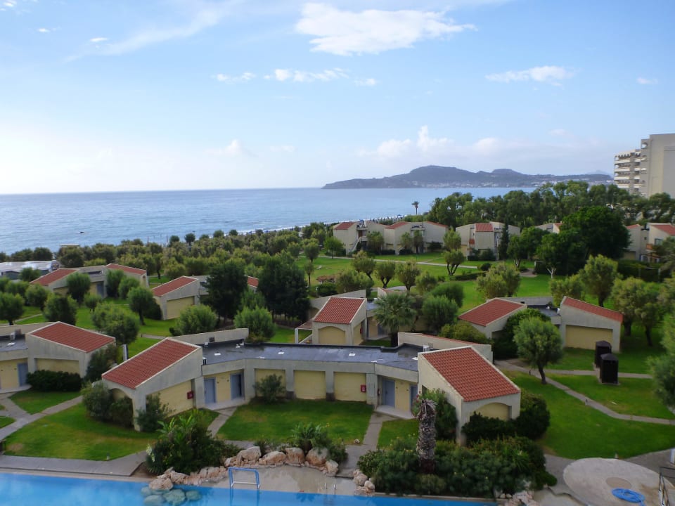 Blick vom Hotelzimmer Grecotel LUXME Dama Dama