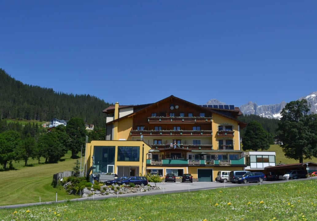 Außenansicht Premium Wanderhotel Steirerhof