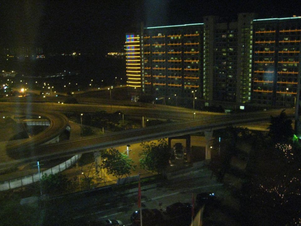 Aussicht v. Side-Habour-View-Zimmer Harbour Plaza Metropolis