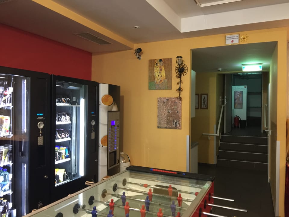 Restaurant A&T Hostel