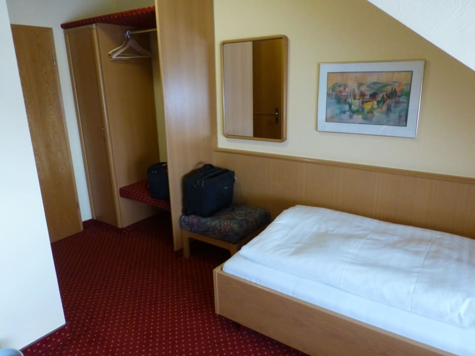 Zimmer 225 Hotel Zur Post