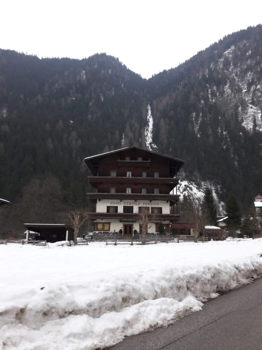 Außenansicht Hotel & Pension Strolz