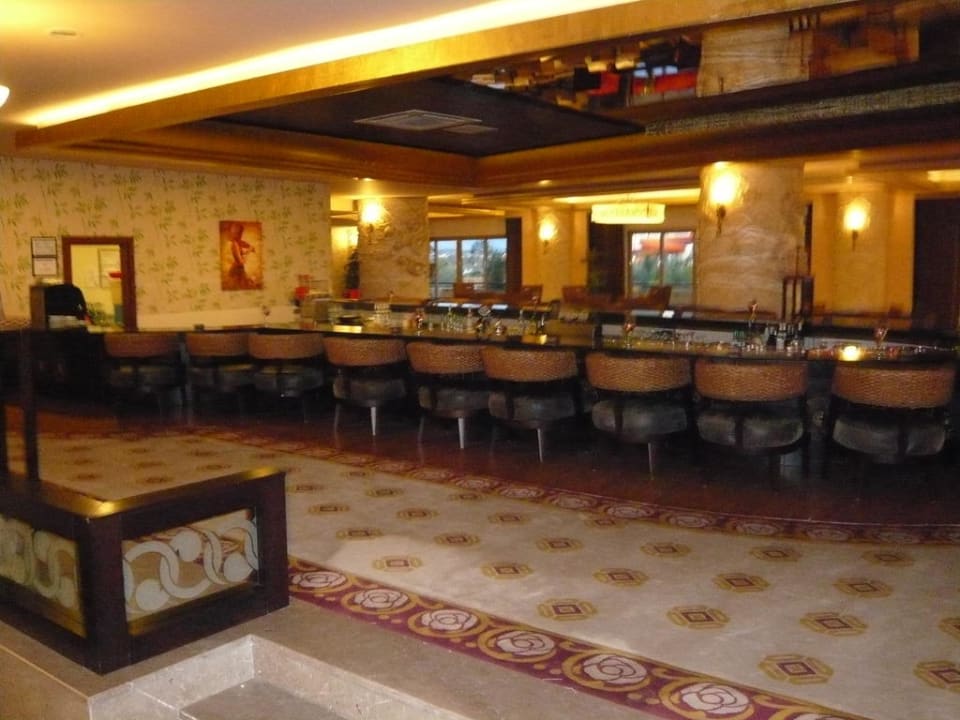 Eine von den Abendbars Hotel Royal Dragon