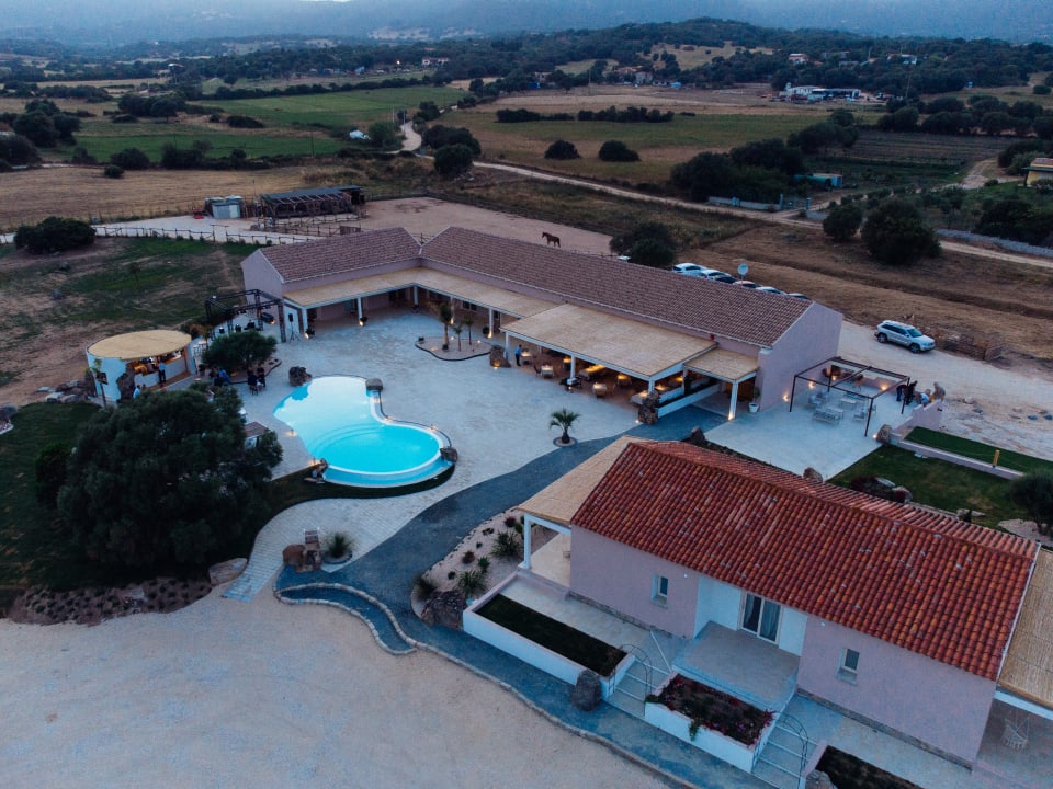 Außenansicht Su Entu Sardinian Country Club