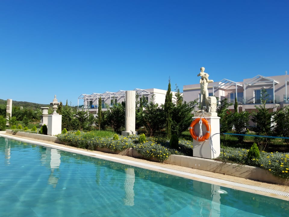 Pool Sandy Villas Resort