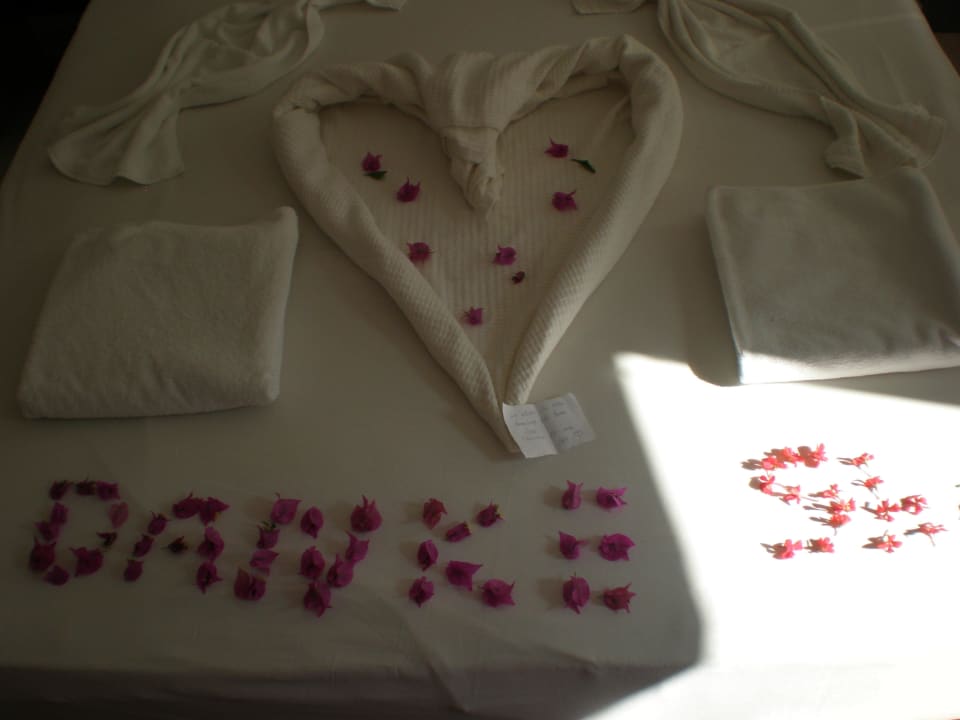 So wurde unser Bett gemacht Semoris Hotel