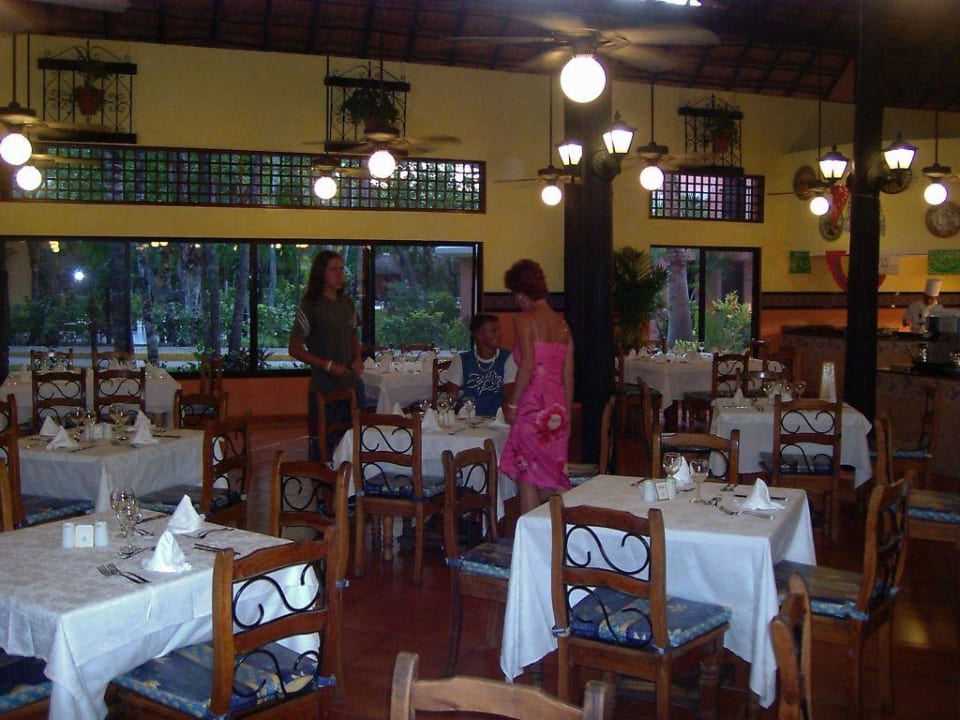 Offenes Hauptrestaurant Hotel Riu Lupita