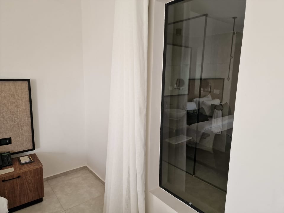 Zimmer Serry Beach Resort