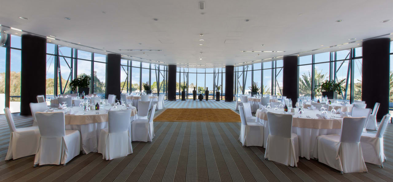 Sonstiges Holiday Inn Abu Dhabi