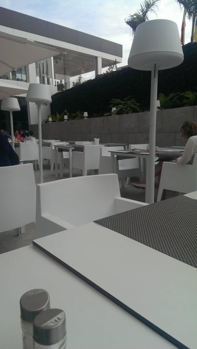 Terrasse alltoura Club Hotel Akeah Broncemar