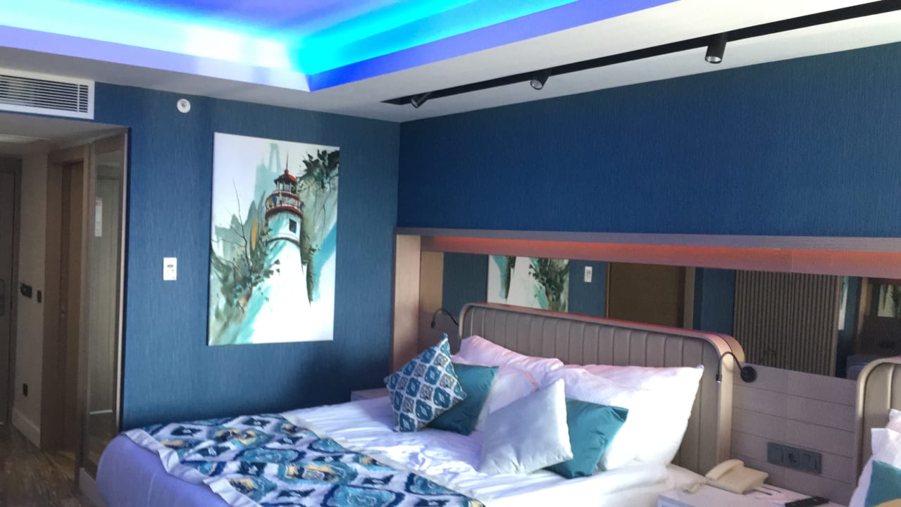 Zimmer Royal Wings Hotel