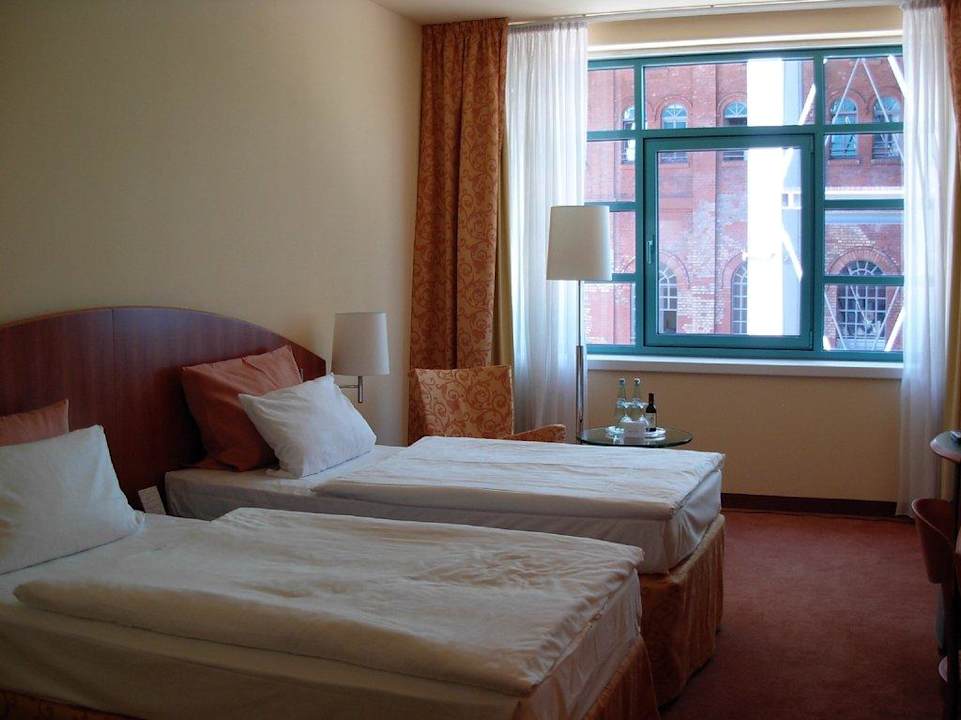 Zimmer AMERON Berlin ABION Spreebogen Waterside