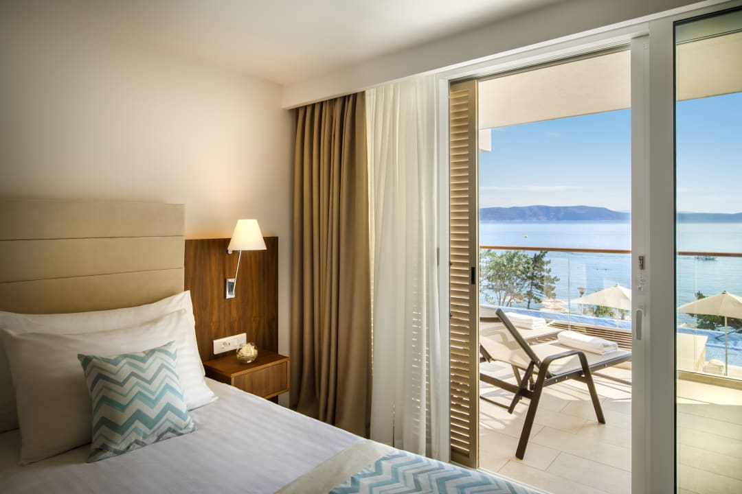 Zimmer Girandella Maro Suites & Villas