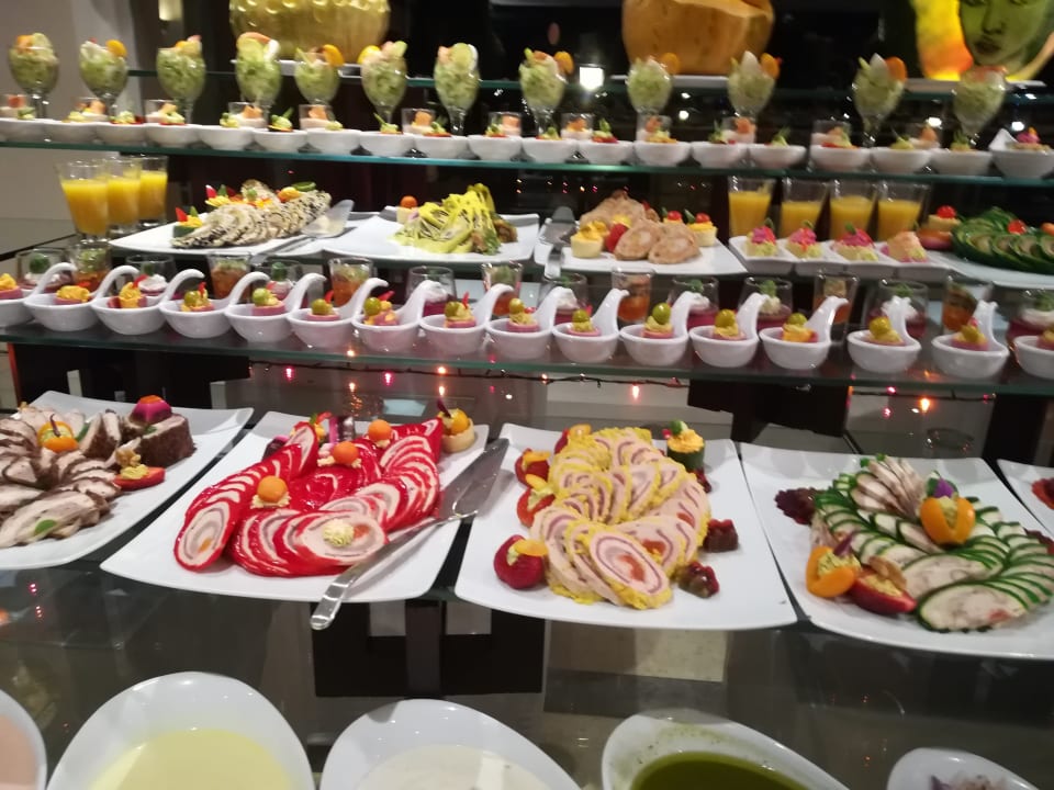 Gastro Three Corners Equinox Beach Resort