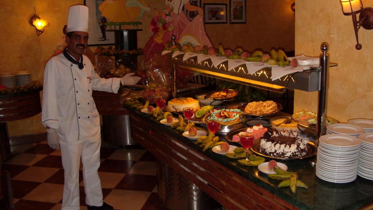 Zum Kaiser Buffet Pickalbatros Dana Beach Resort - Hurghada