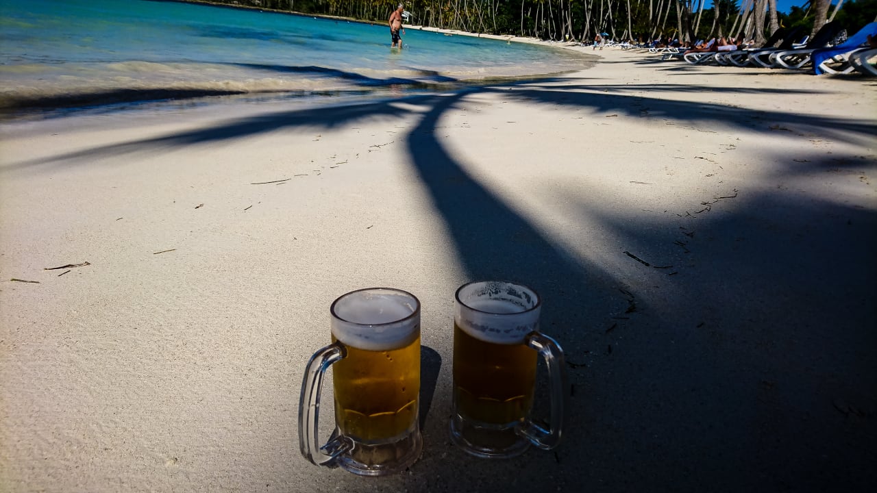 Strand Wyndham Alltra Samana