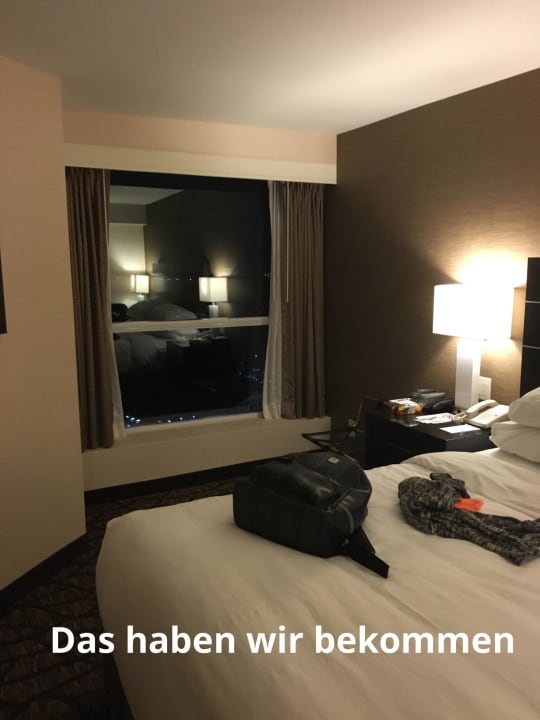 Betrug Embassy Suites Hotel Niagara Falls / Fallsview