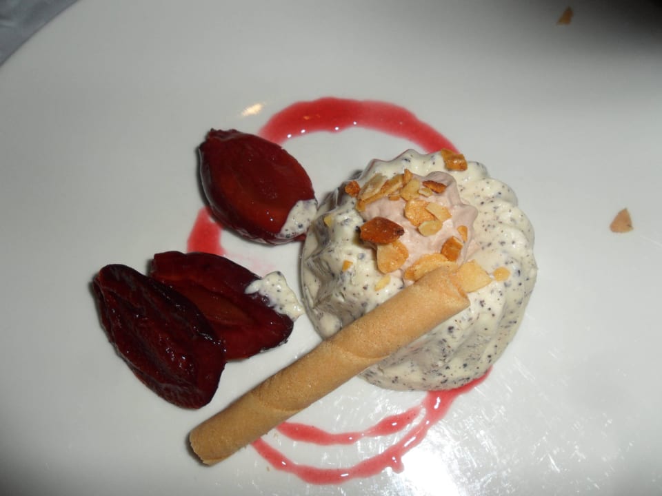 Nachspeise abends Hotel DIE SONNE