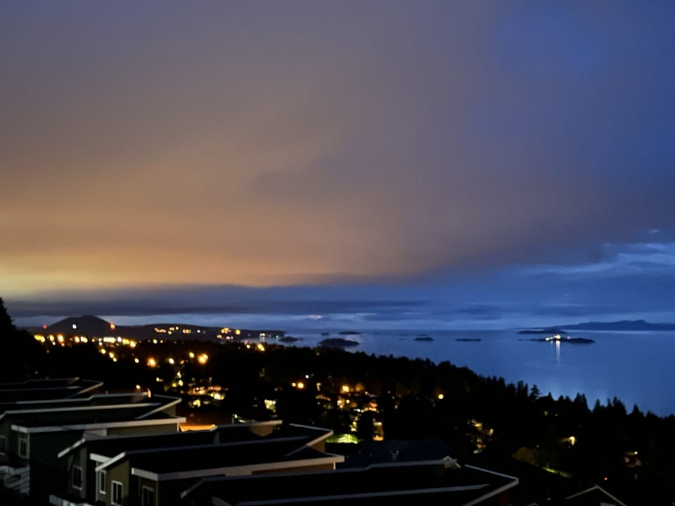 Ausblick Auspicious Sea View House