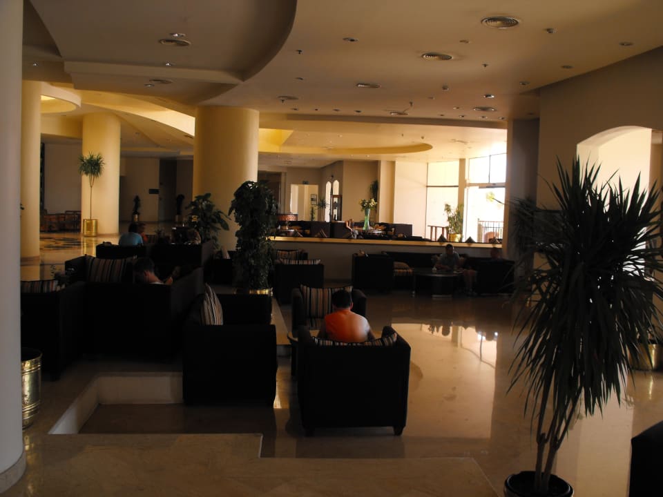 Eingangsbereich Parrotel Beach Resort