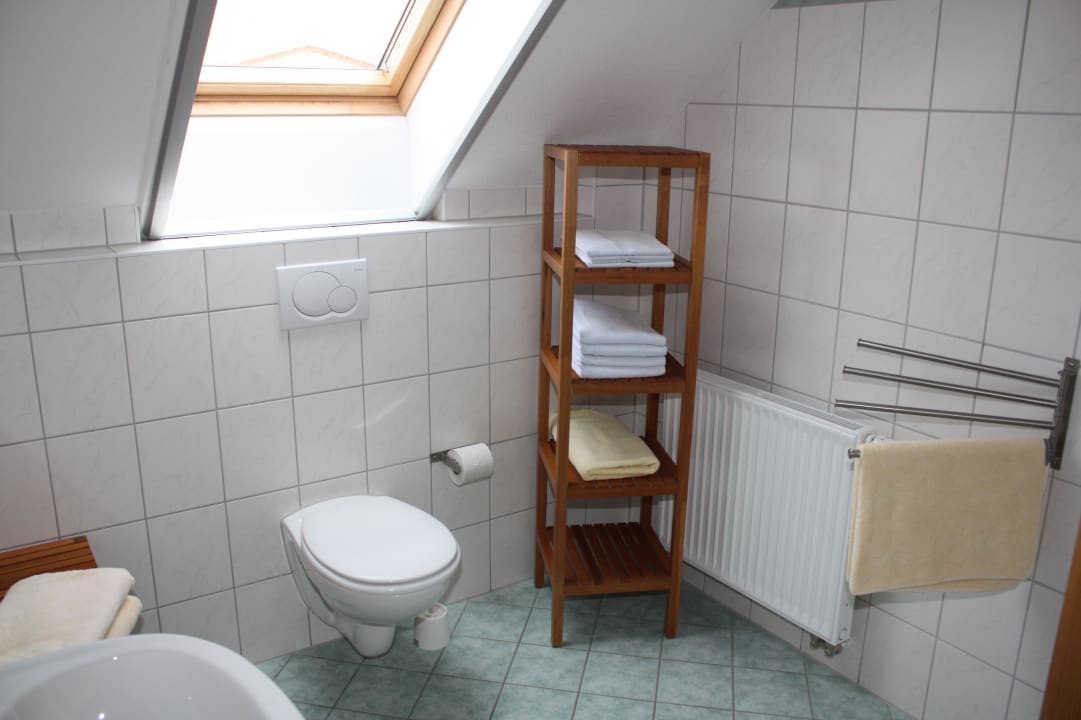 FeWo "Hase" im OG, Bad mit Dusche und WC Müritzparadies Feriendorf Alte Fahrt