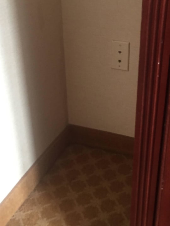 Zimmerecke Queens County Inn and Suites