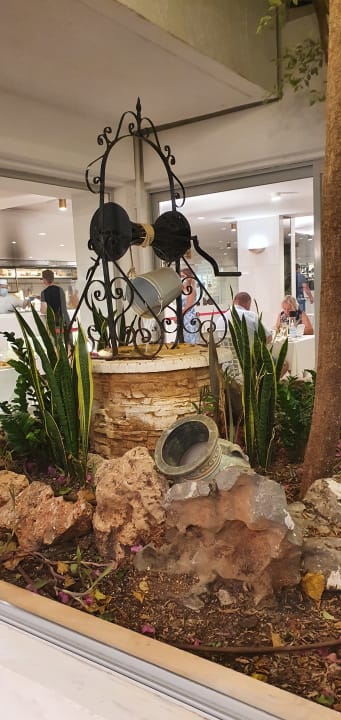 Gastro Anissa Beach & Village