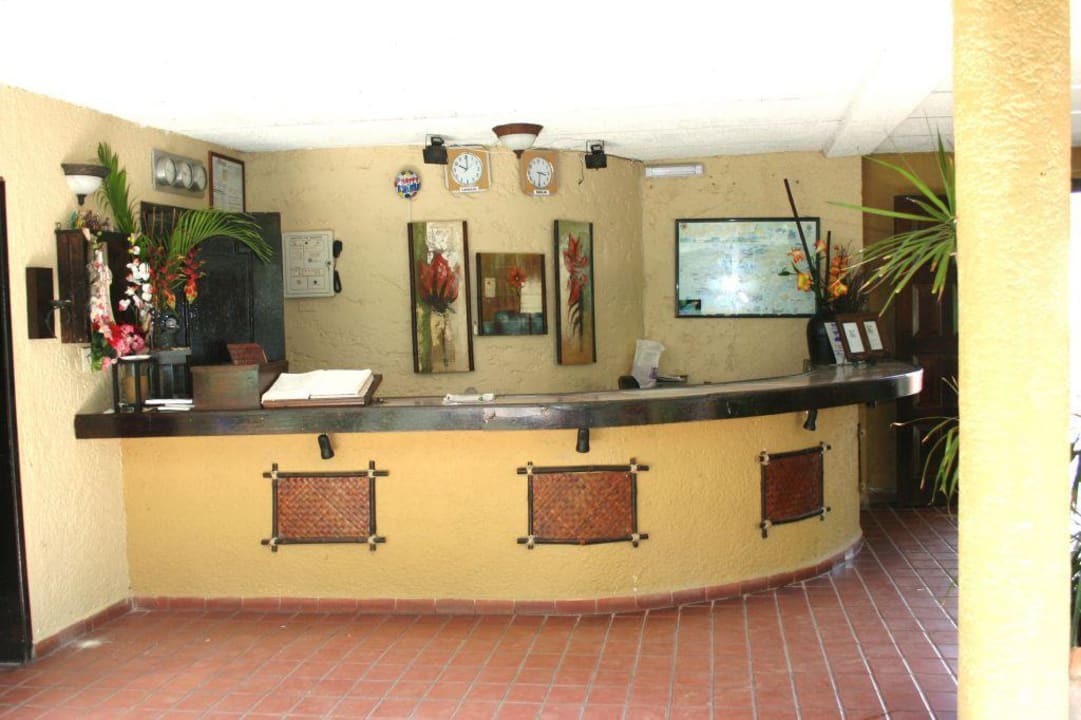 Empfang Hotel Miramar Village