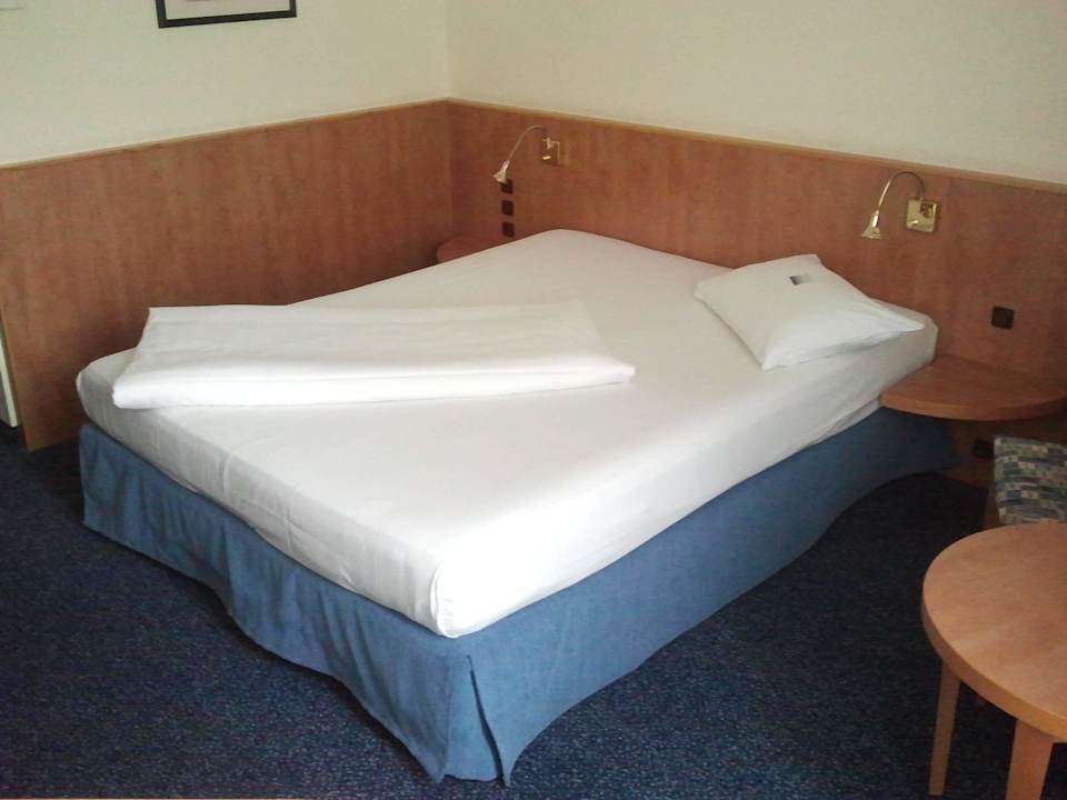 Superior-Doppelzimmer Golden Tulip Bielefeld City