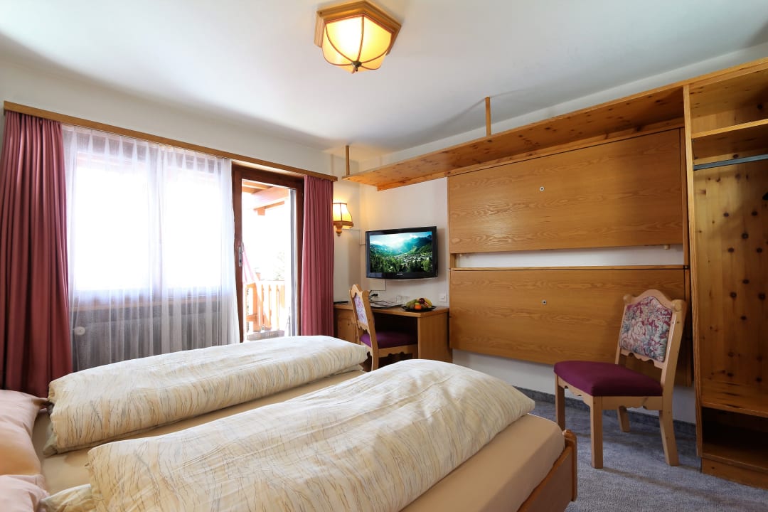 Zimmer Swiss Family Hotel Alphubel Saas-Fee