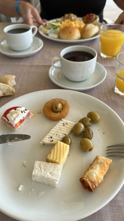 Gastro Melas Resort Hotel