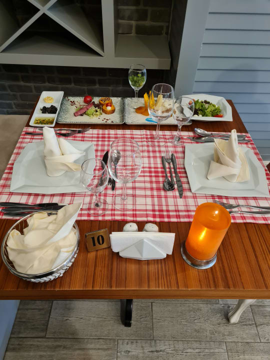 Gastro Mary Hotel Side