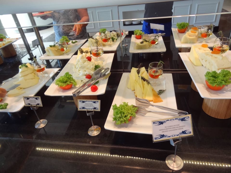 Lecker Well Palace Side