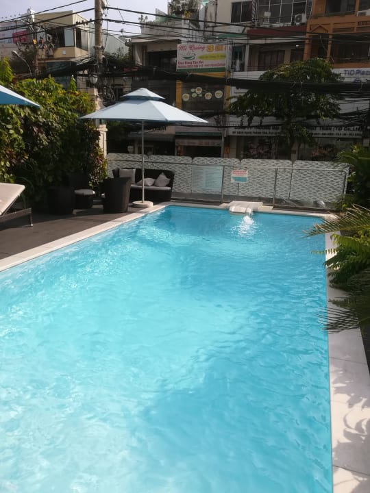 Pool Le Duy Grand Hotel