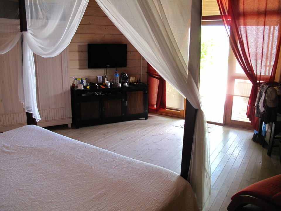 Beach Bungalow / Beach Villa Komandoo Island Resort & Spa - Adults only