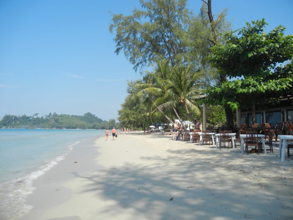 Restaurant direkt am Strand Hotel Klong Prao Resort