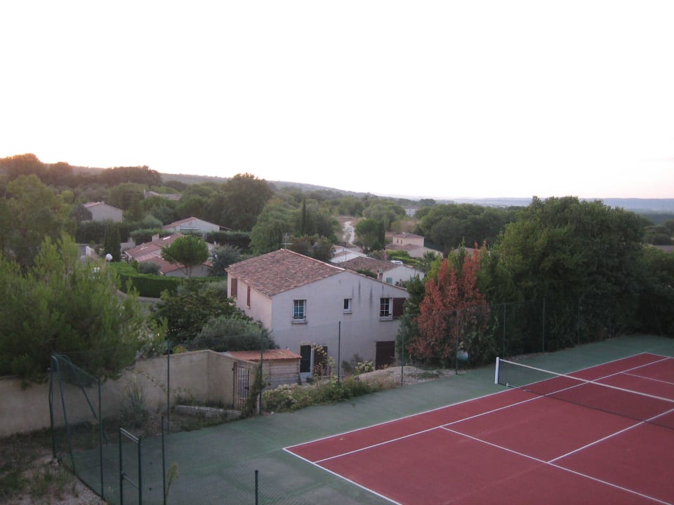 Blick aus dem Fenster Logis Hôtel Uzès Pont du Gard
