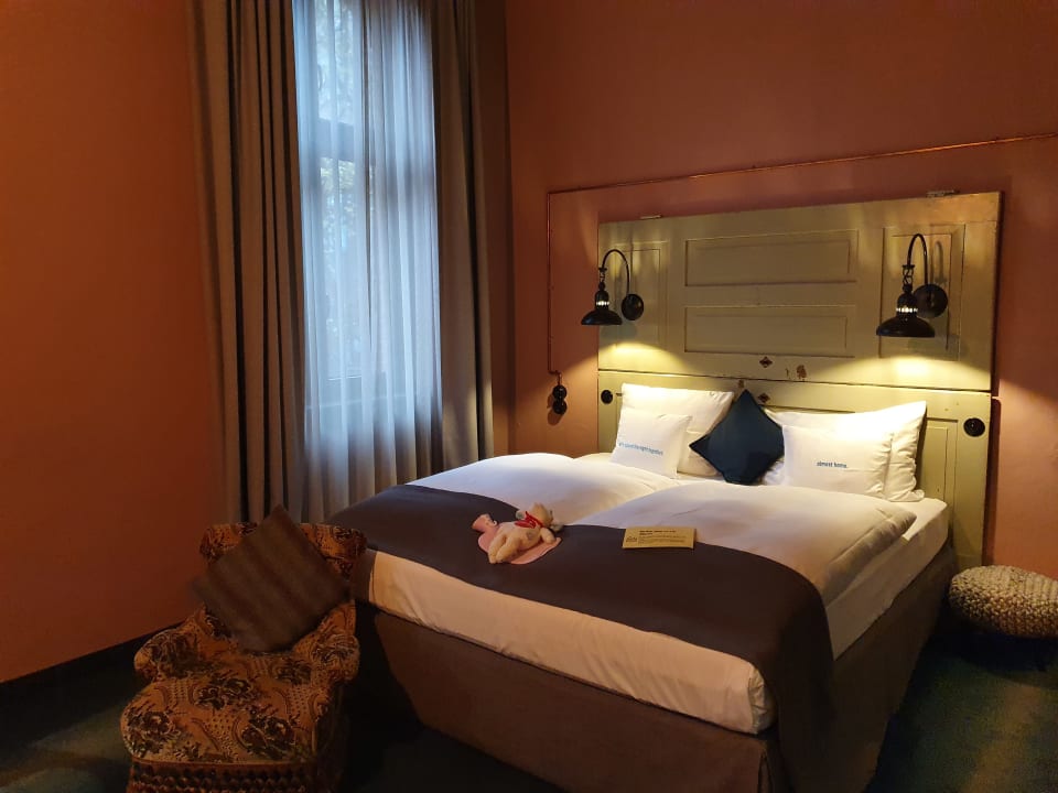 Zimmer 25hours Hotel Altes Hafenamt