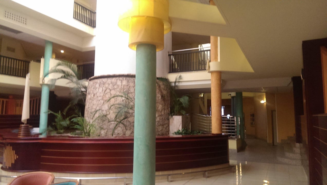 Hotelhalle SBH Crystal Beach Hotel & Suites