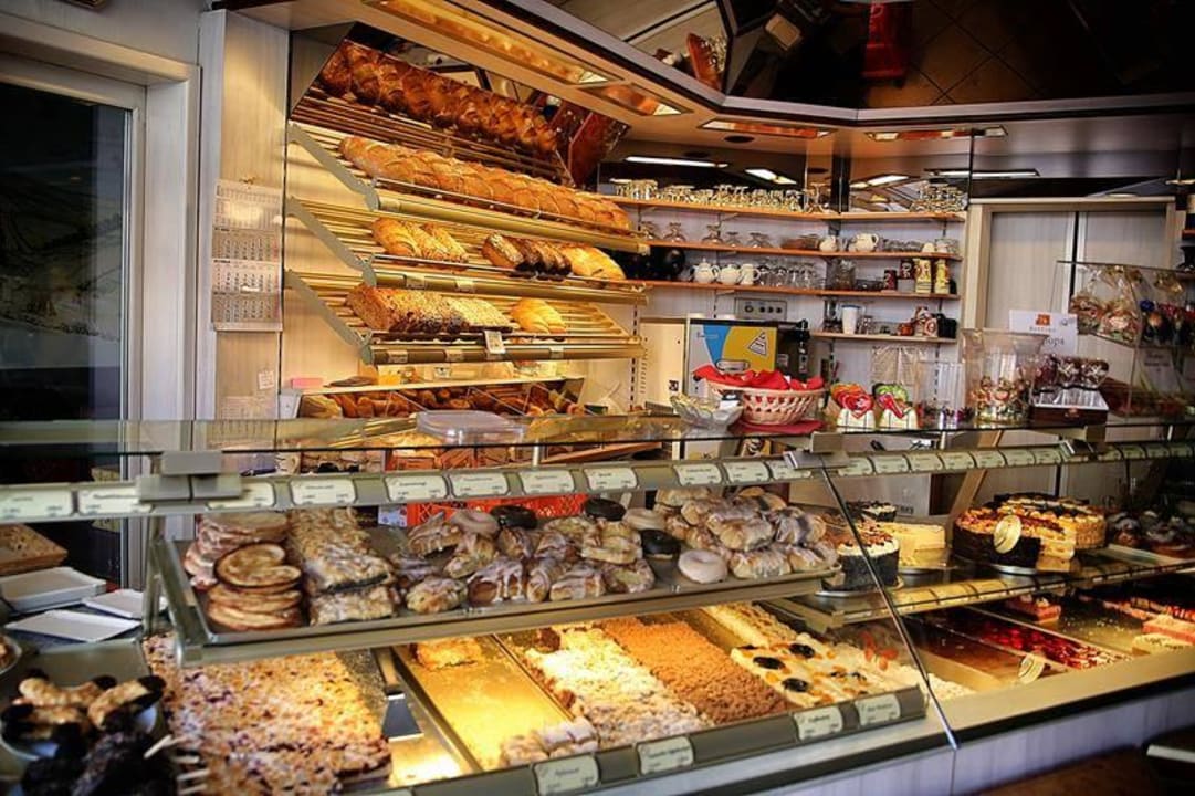 Café mit Konditorei Conditorei & Pension Café Huth