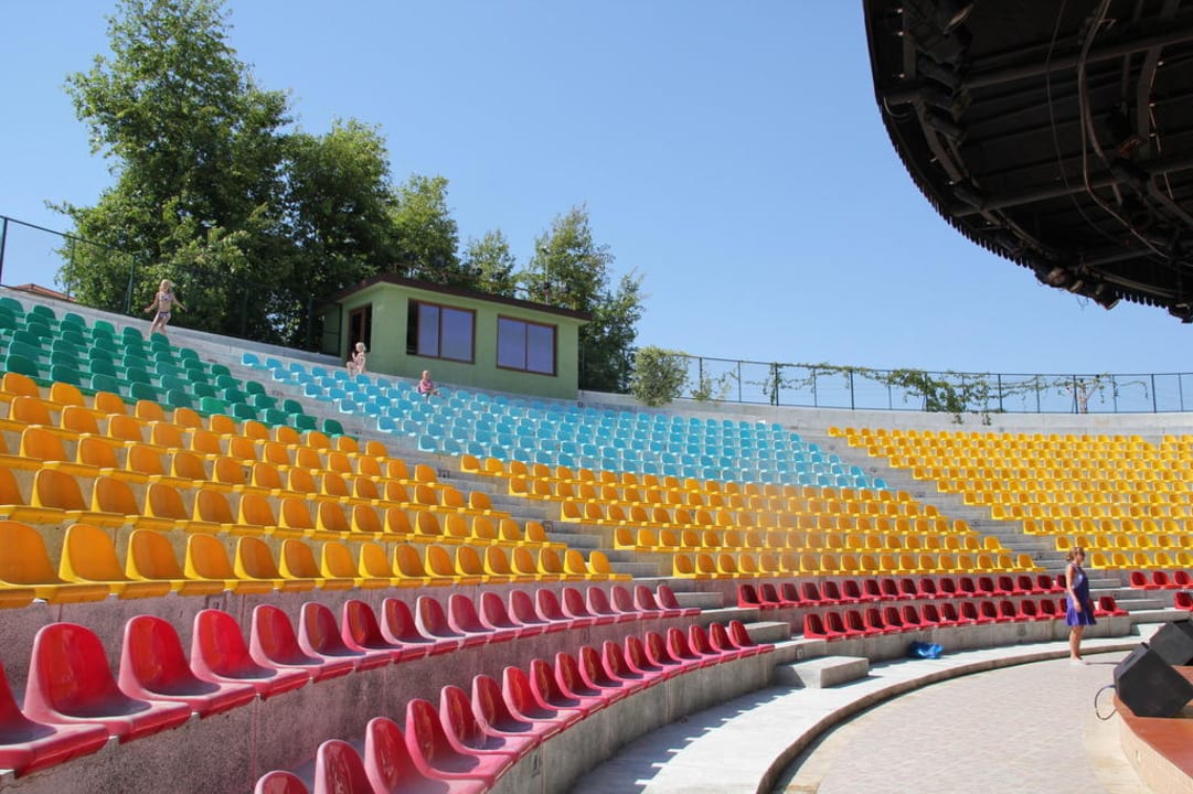 Theater VONRESORT Golden Beach
