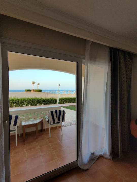 Zimmer Bliss Nada Beach Resort