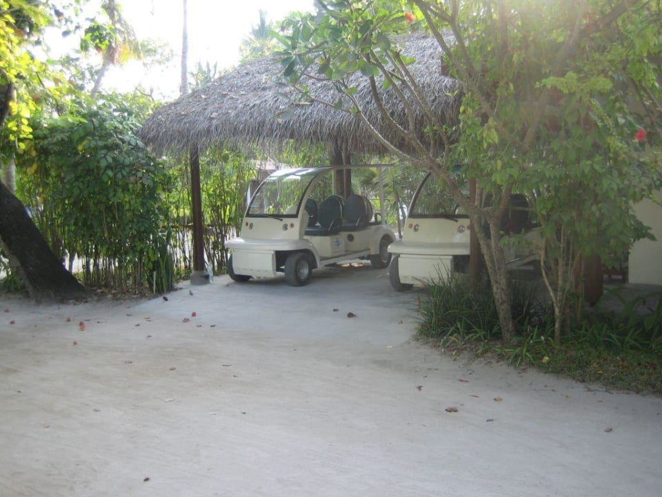Elektroautos Kuramathi Maldives